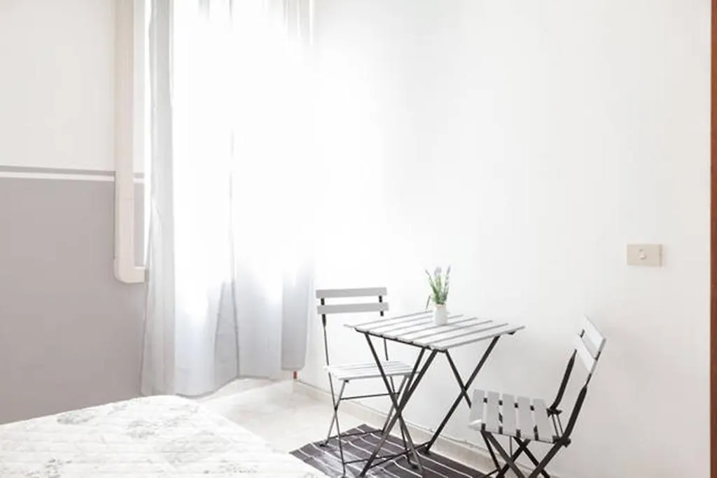 Oda ve Kahvaltı Domus Merulana Bed And Breakfast Roma